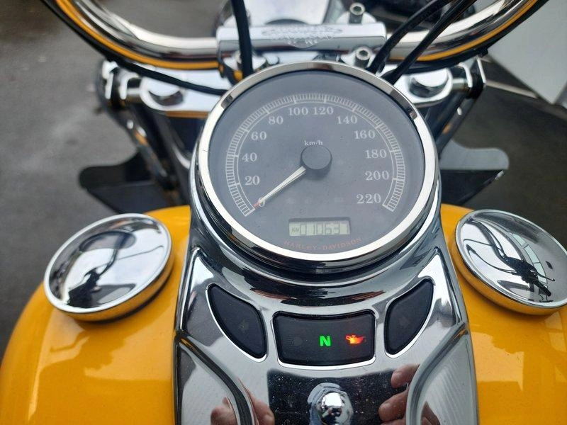 2011 Harley-davidson Flstc - Heritage Softail Classic alt