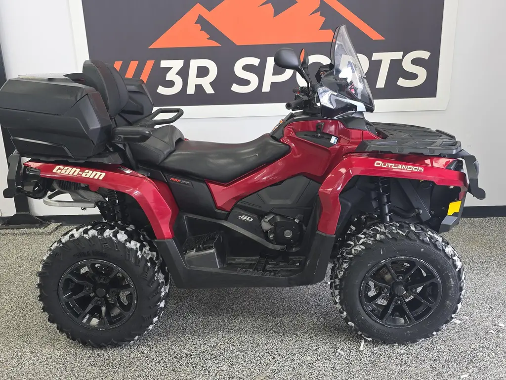 Can-Am OUTLANDER MAX 650 XT  2018