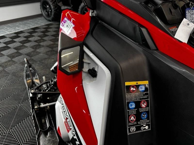 Polaris 650 Indy Adventure 137 2023 alt