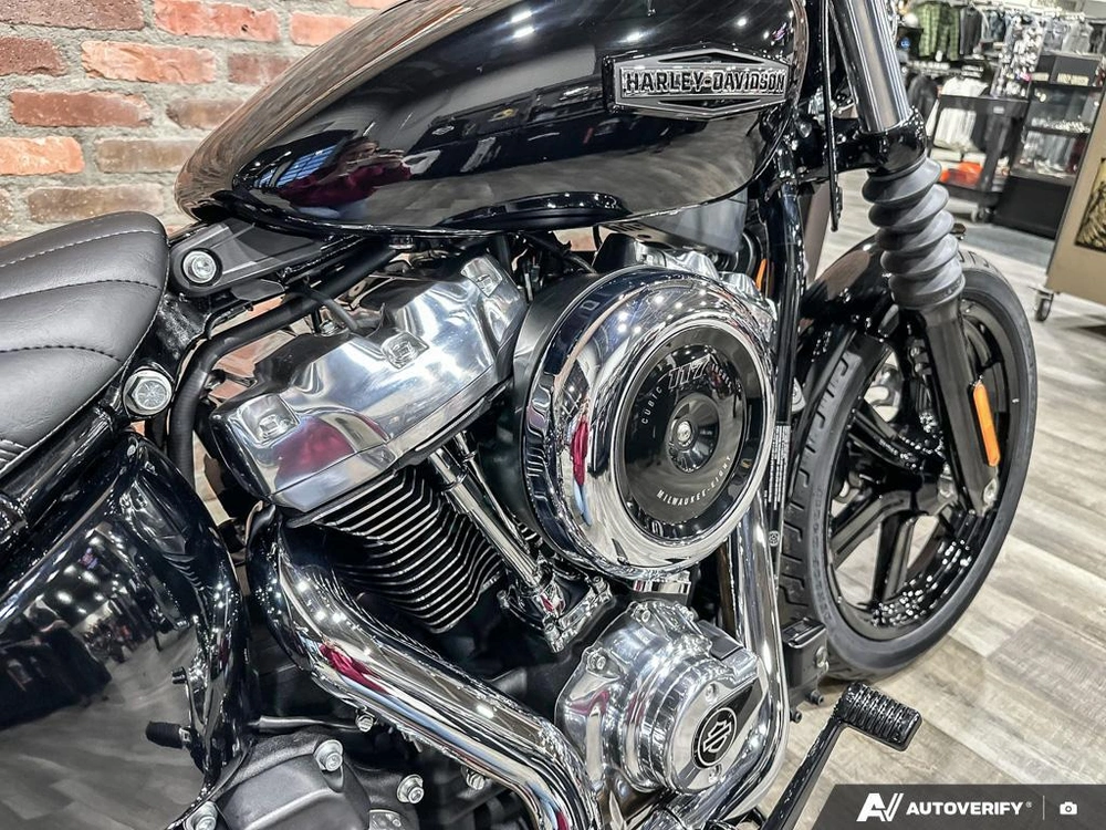 2026 Harley-davidson Street Bob alt