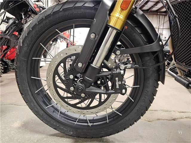2026 Triumph Scrambler 400 Xc alt