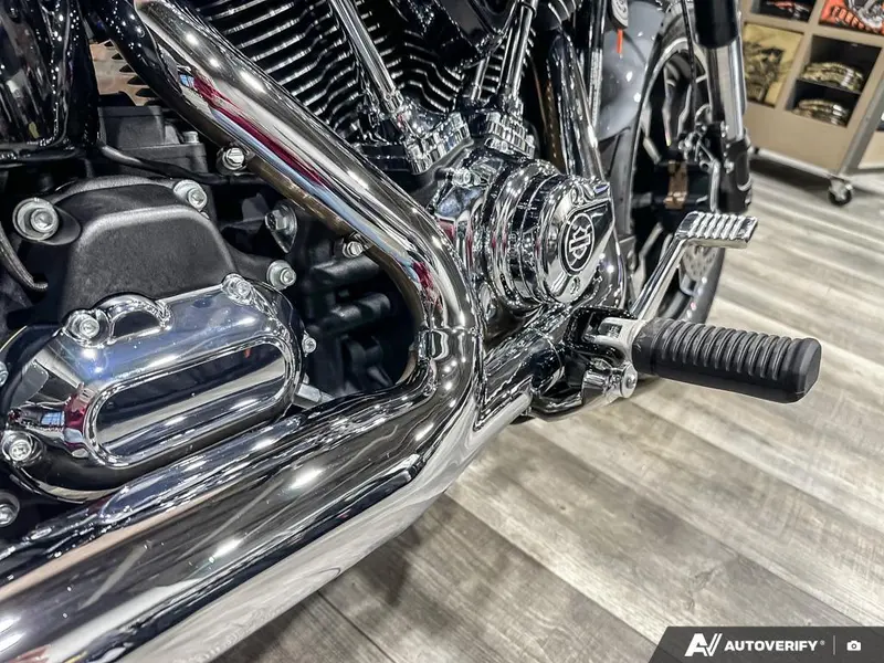 Harley-Davidson LOW RIDER ST 2026