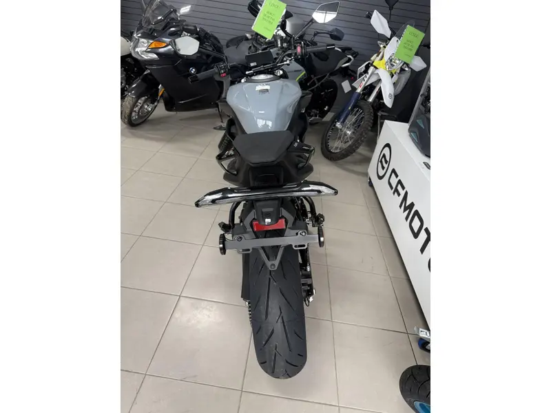 2026 CFMOTO 675NK thumbnail 3