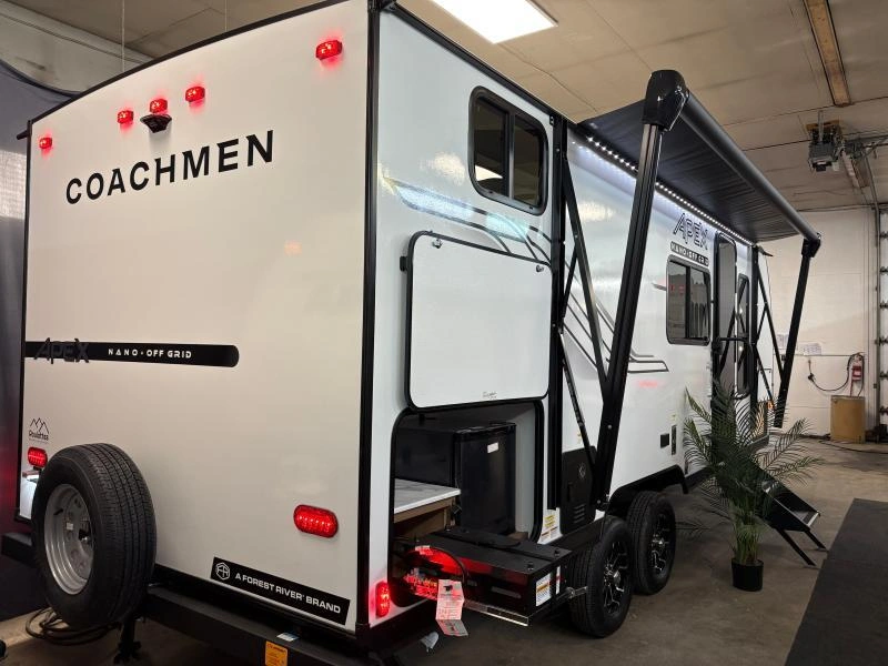 Coachmen Apex Nano 208bhs 2026 alt