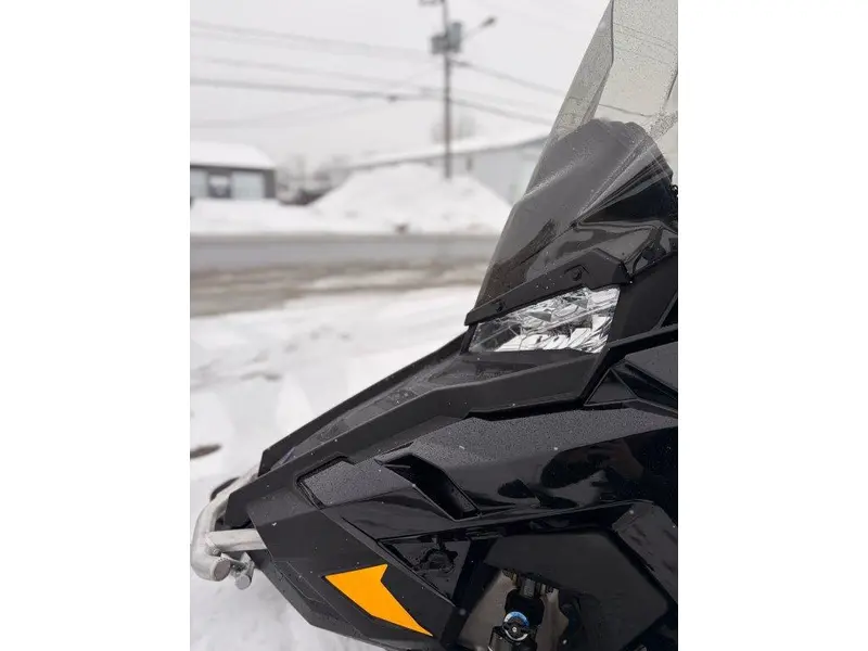 Polaris Titan 800 2018 alt