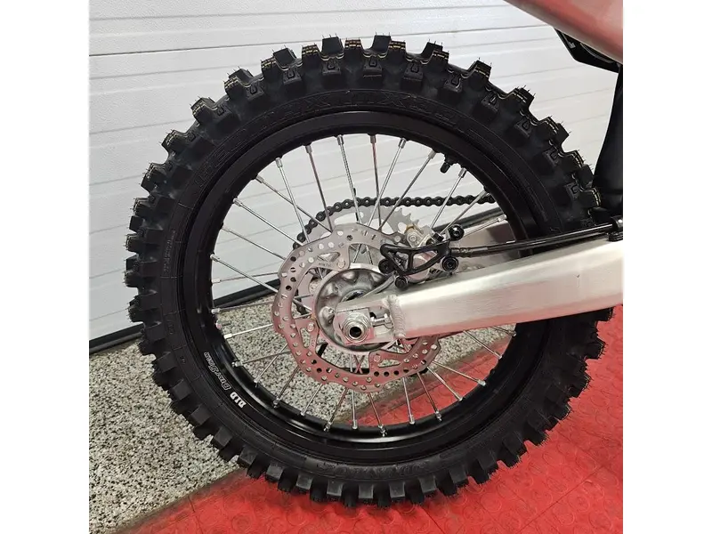 2026 Honda CRF 450R thumbnail 16