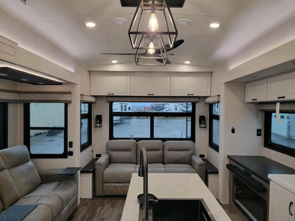 Jayco North Point 310rlts 2025 alt