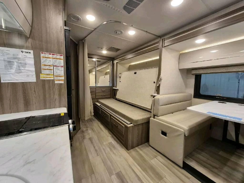 Thor Motor Coach Compass 23tw 2026 alt
