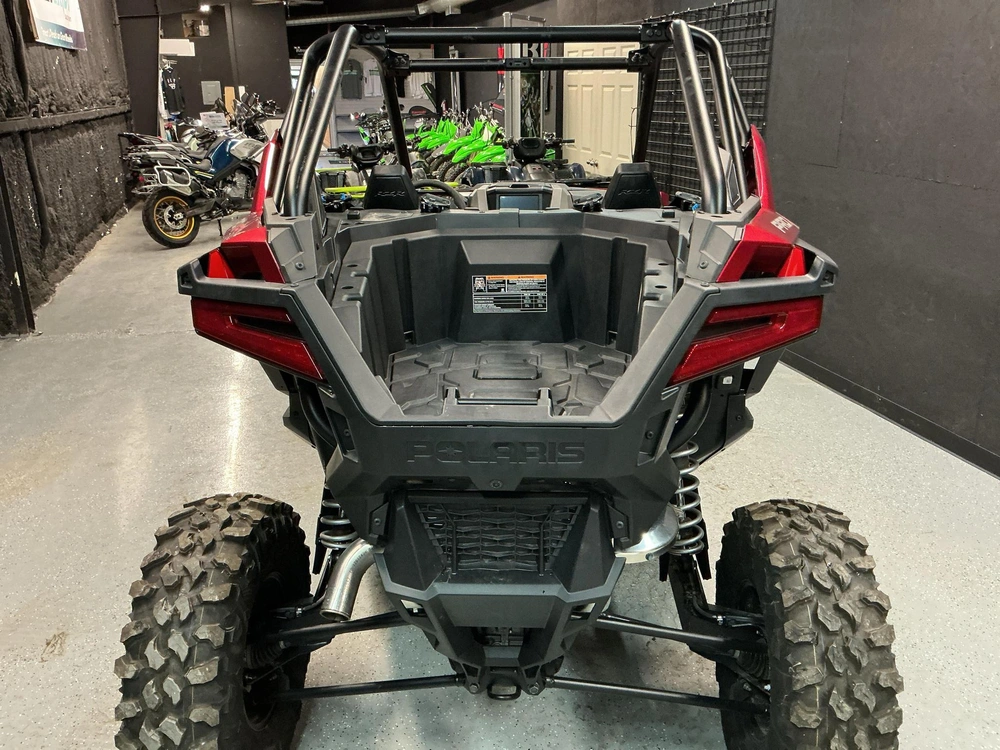 2023 Polaris Rzr Pro Xp Ultimate - Sunset Red Ultimate Ultimate alt
