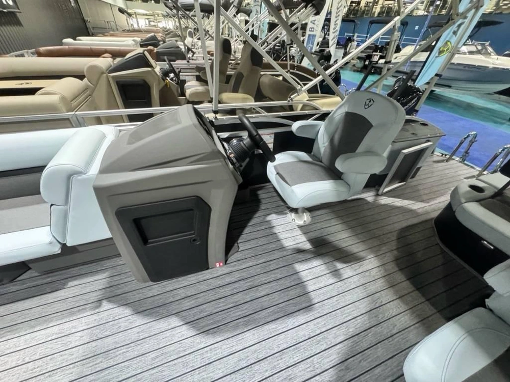 2026 Armada Saphir 23sb alt