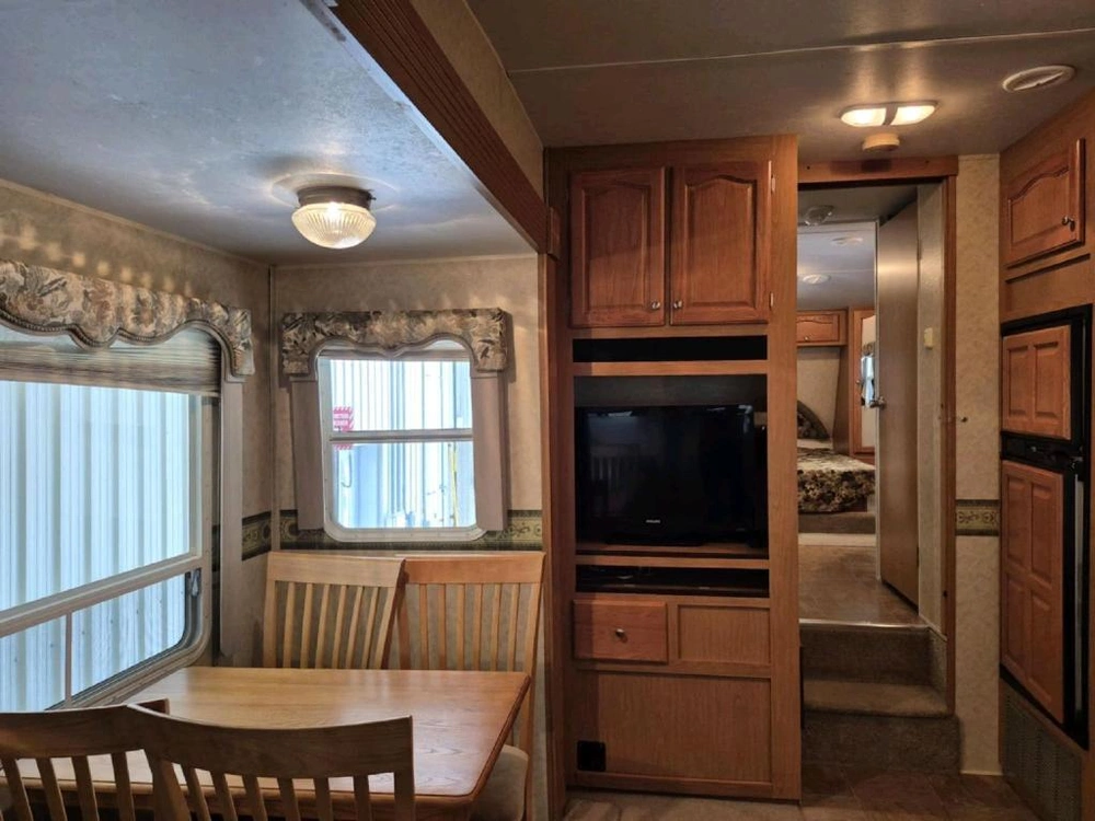 Dutchmen North Shore 28rl 2006 alt