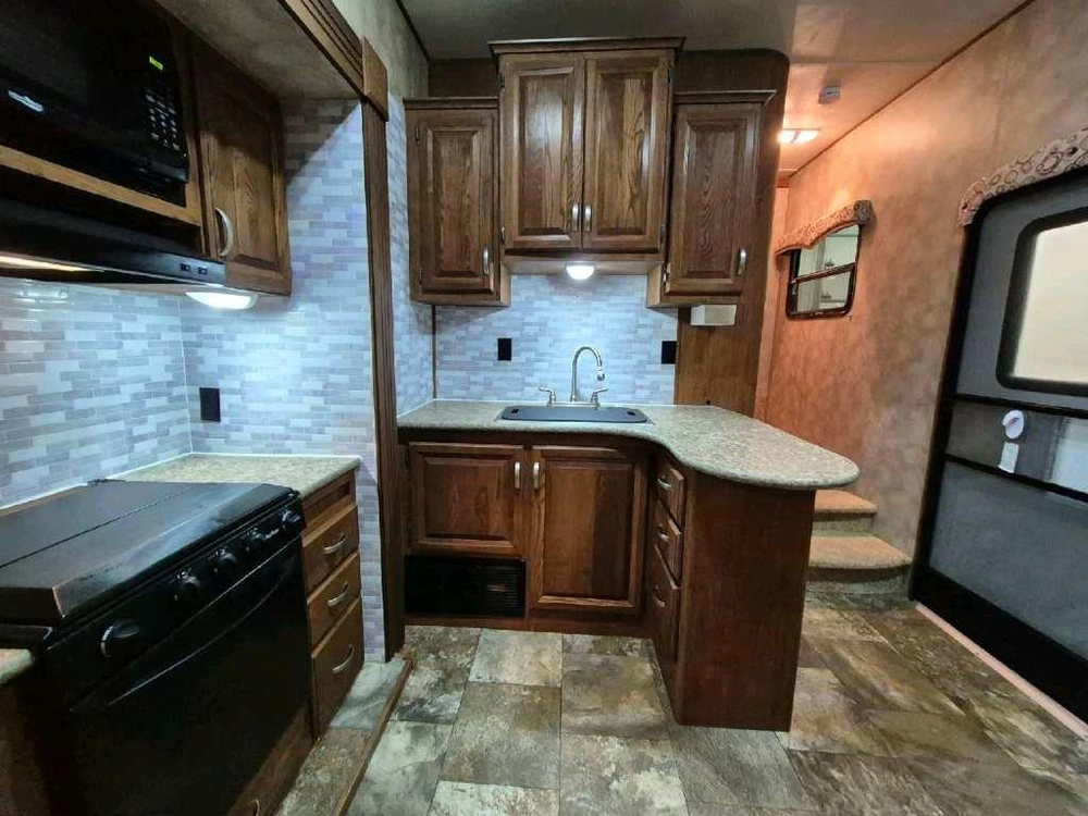 Crossroads Cruiser Aire 28se 2015 alt