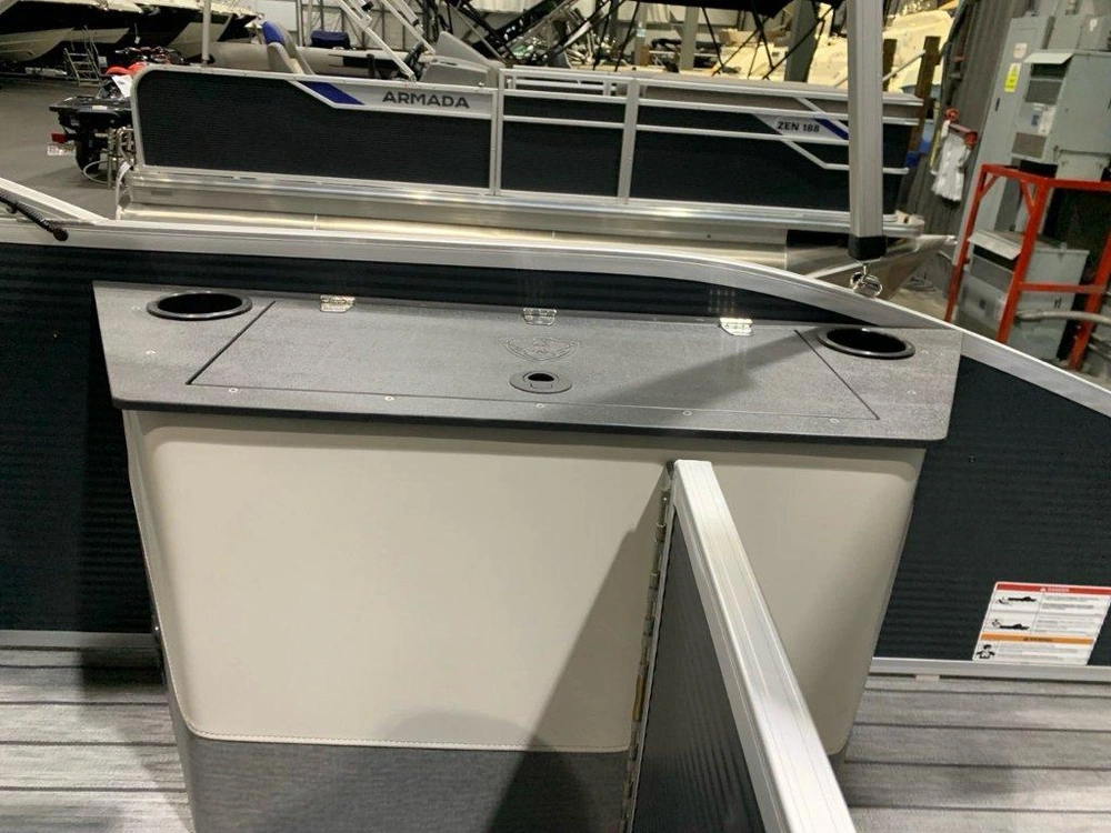 2026 Armada Saphir 21sb alt