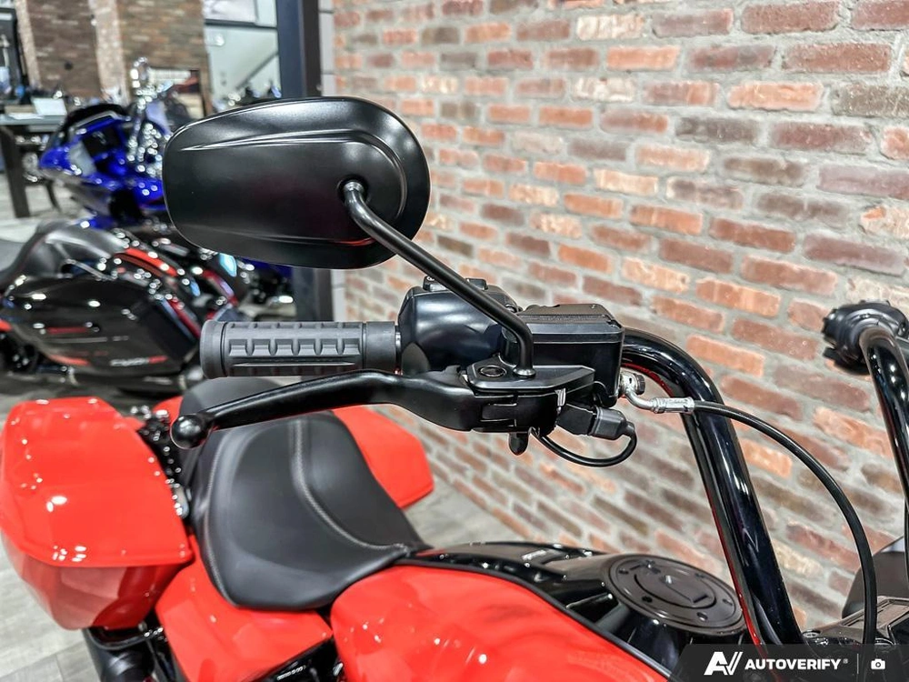 2026 Harley-davidson Road Glide alt