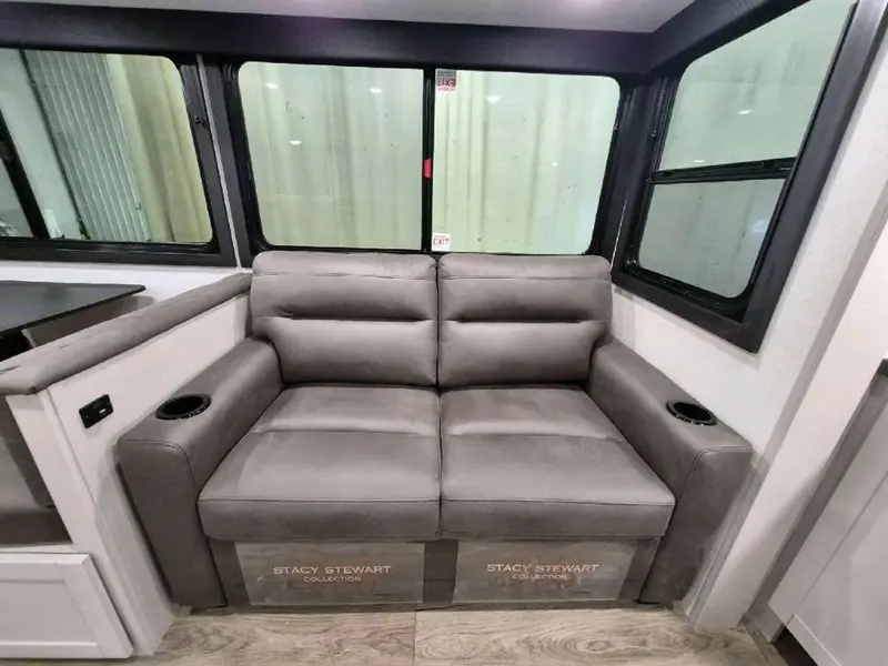 Jayco Jay Feather 29QBH 2026