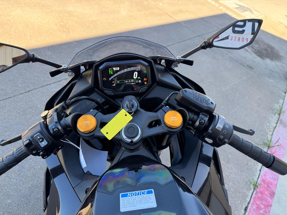 2026 Kawasaki Ninja® Zx™-4r Abs Abs alt