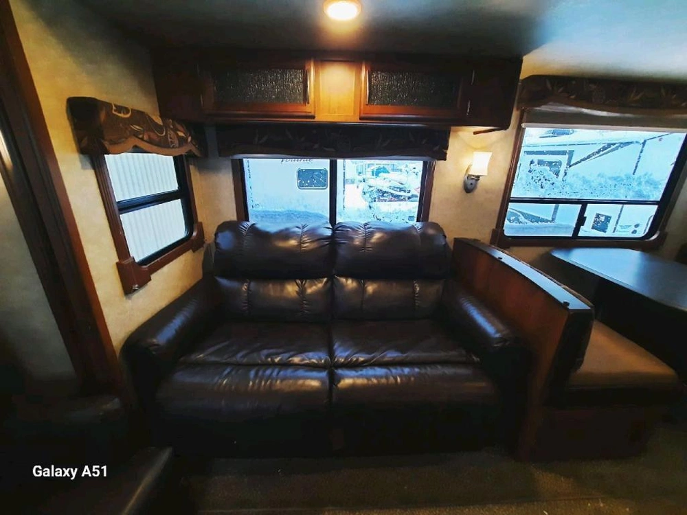 Crossroads Crusader 260rl 2015 alt