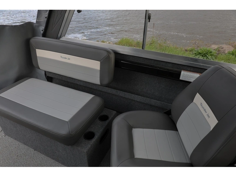 2025 Thunder Jet Luxor 200 alt