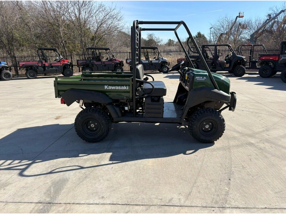 2026 Kawasaki Mule™ 4000 4000 alt