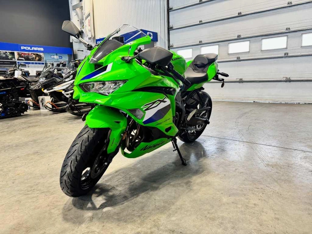 Kawasaki Ninja Zx-4rr Krt 2026 alt