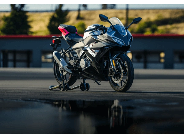 Cfmoto 300ss Rabais De 2,200$ Et Financement 5.99% Sur 60 Mois 2024 alt