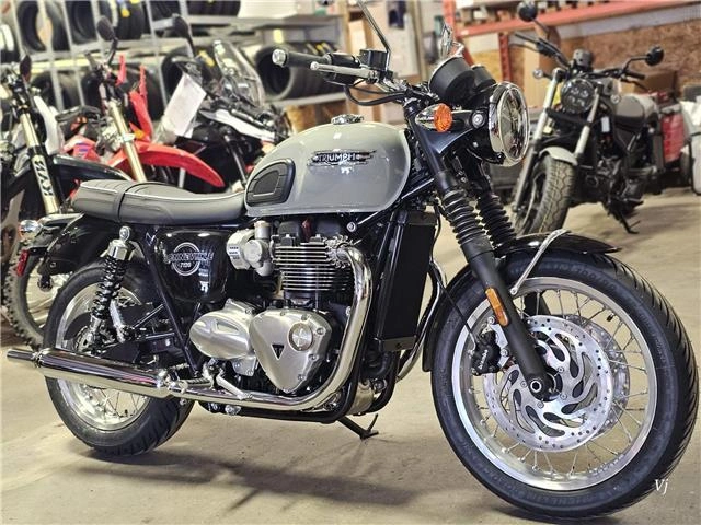 2026 Triumph Bonneville T120 alt
