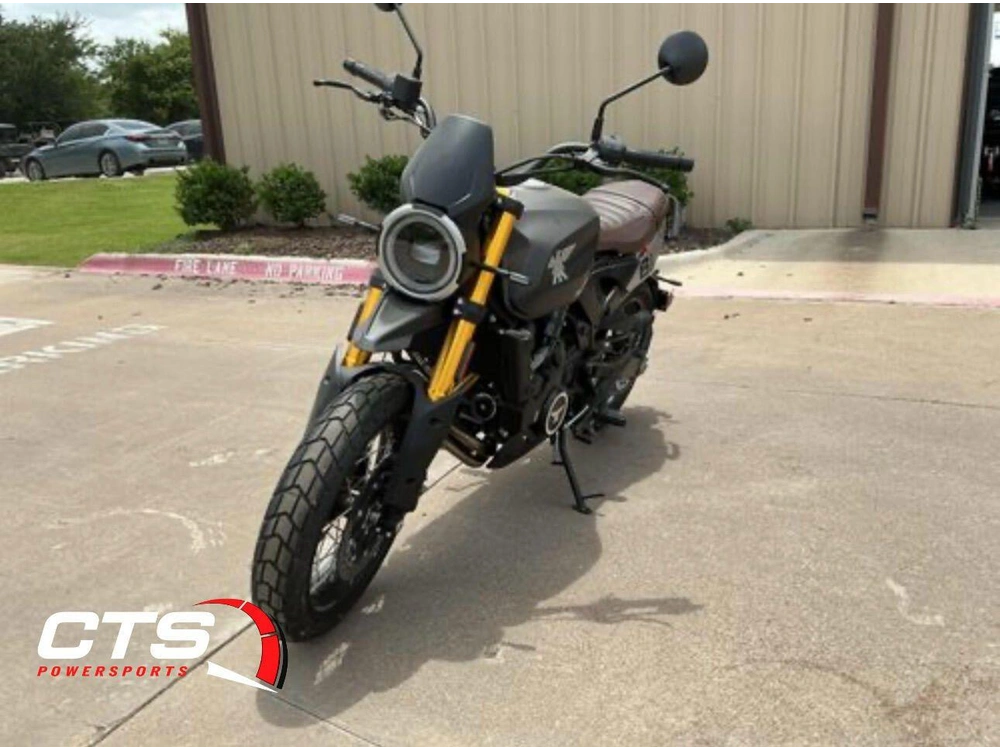 2023 Other Seiemmezzo Scr Scr alt