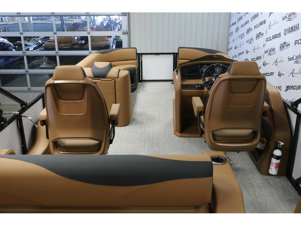 2026 Avalon Lsz 2585 Vrl + Yamaha Vmax 150 Hp alt