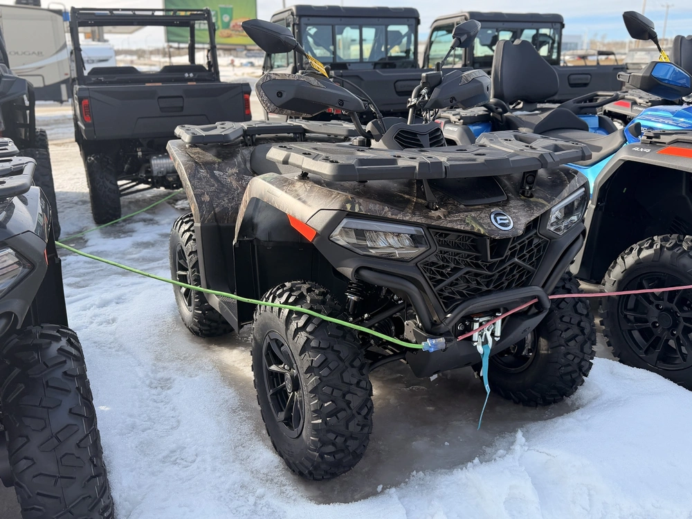 2026 Cfmoto Cforce 500 alt