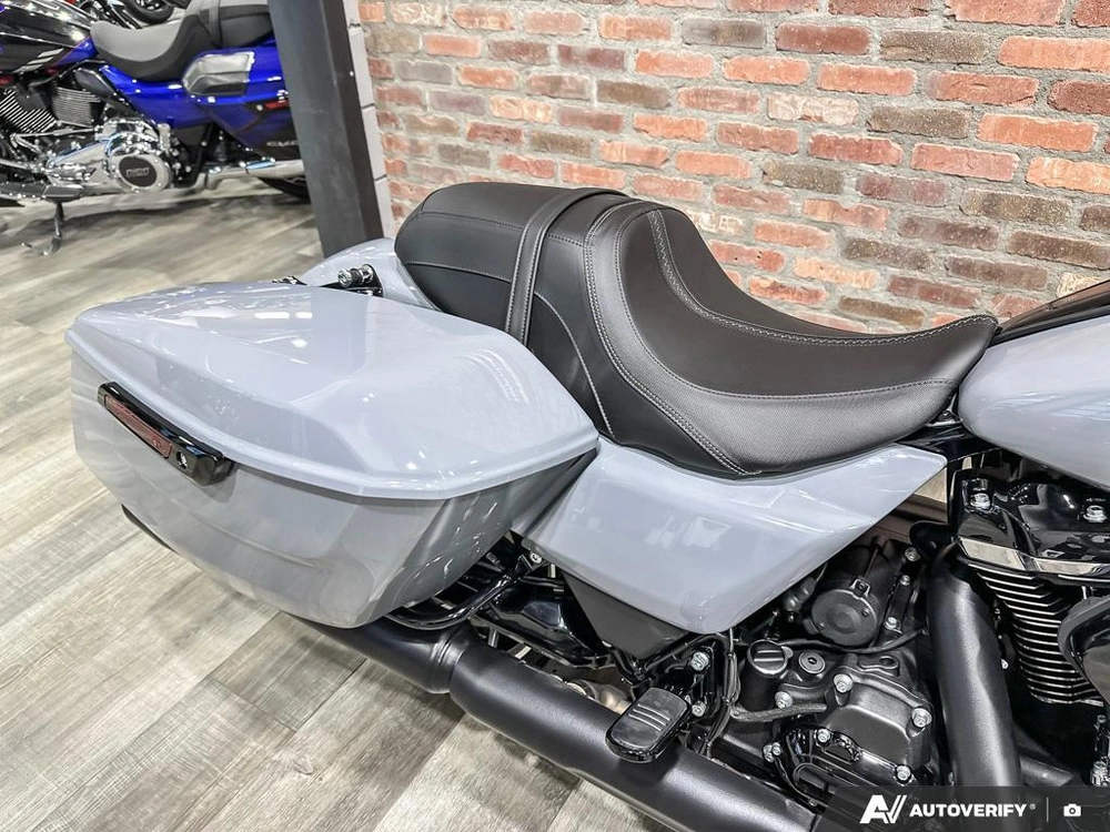 2026 Harley-davidson Street Glide alt