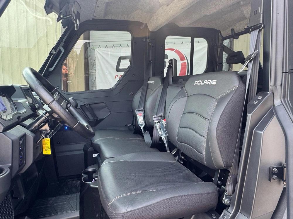 2026 Polaris Rgr Crew Xp 1000 Ns Tx Black Crystal Texas Edition Texas Edition alt