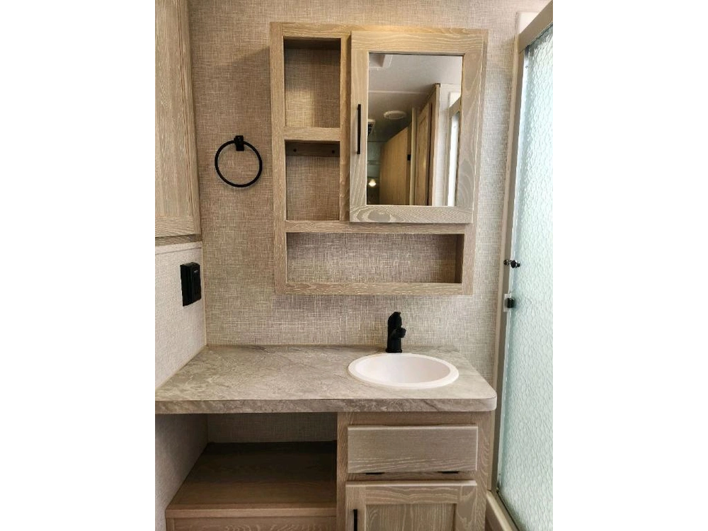 Rockwood Mini Lite 2507s 2022 alt