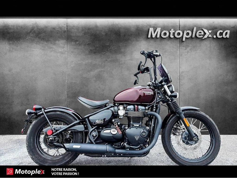 Triumph Bonneville Bobber 2017 alt