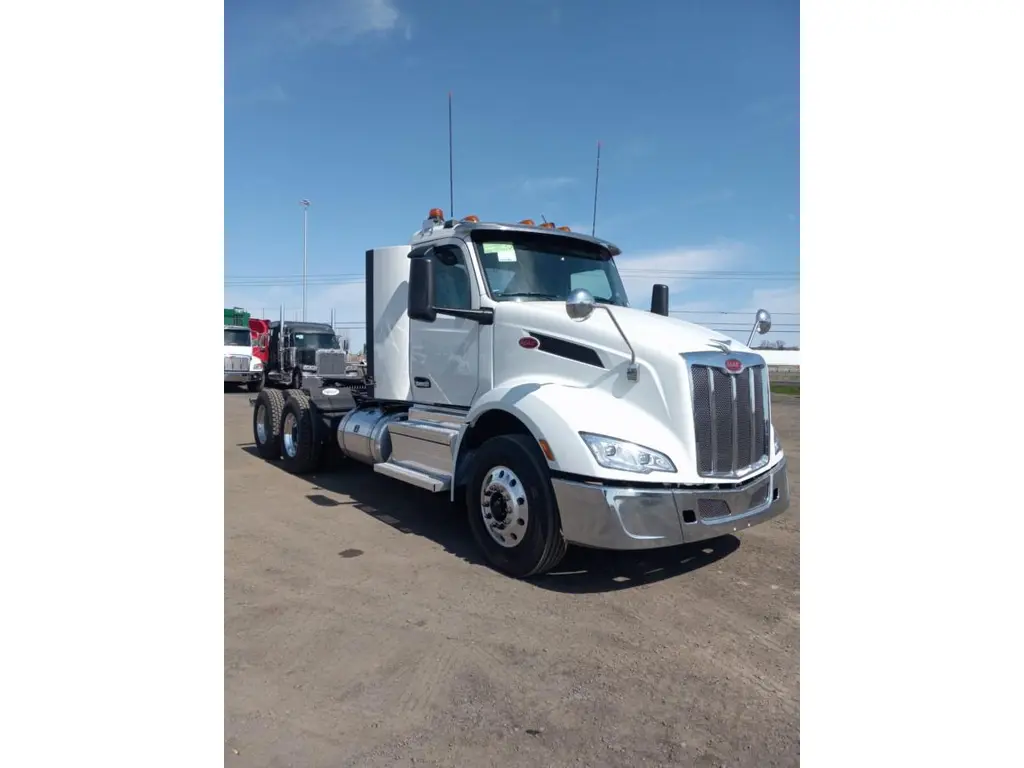 2026 Peterbilt 579 