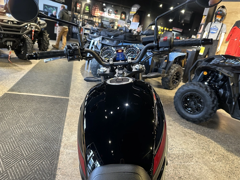 2026 Kawasaki Z650rs alt