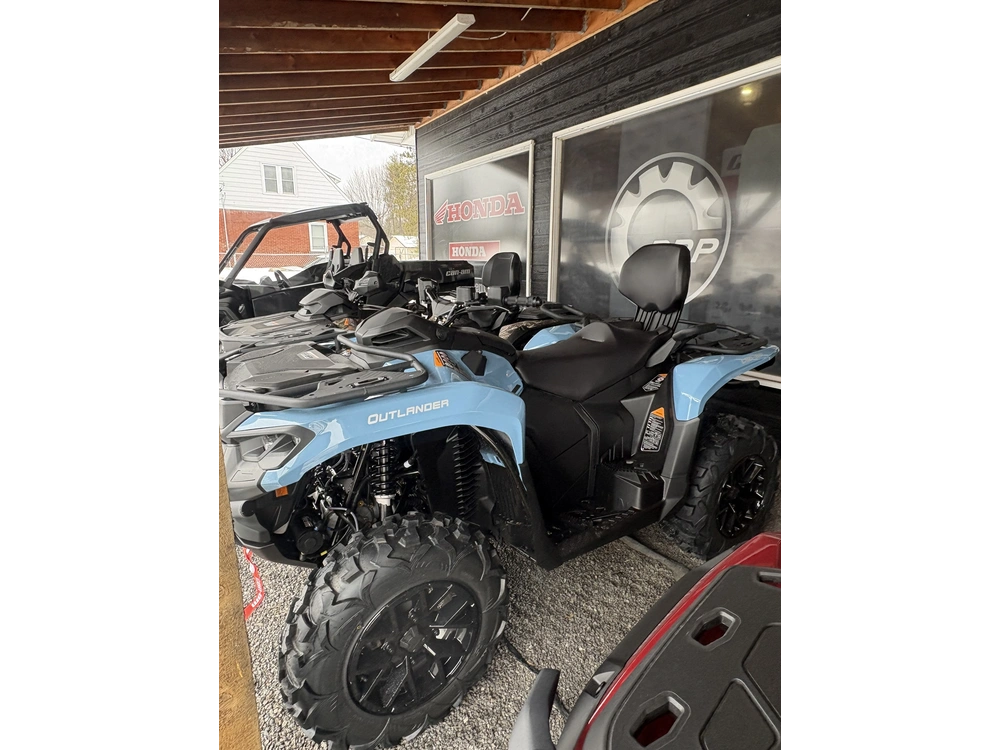 2026 Can-am Out Max Xt 700 alt