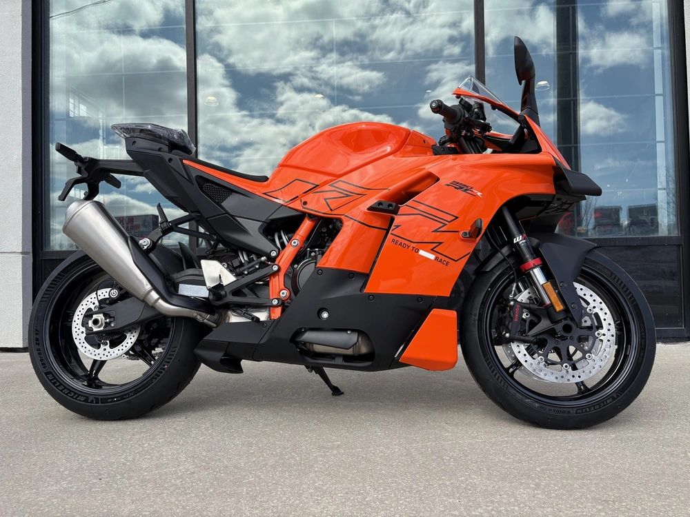 Ktm Duke 990 Rc R 2026 alt