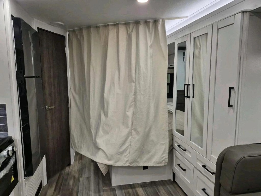 Jayco Redhawk 24b 2026 alt