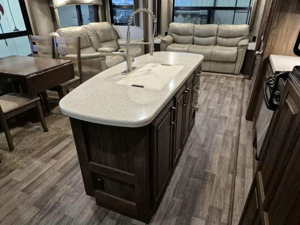 Keystone Rv Cougar 333mks 2017 alt