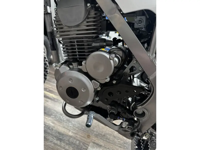 2026 Kawasaki KLX140R F thumbnail 9