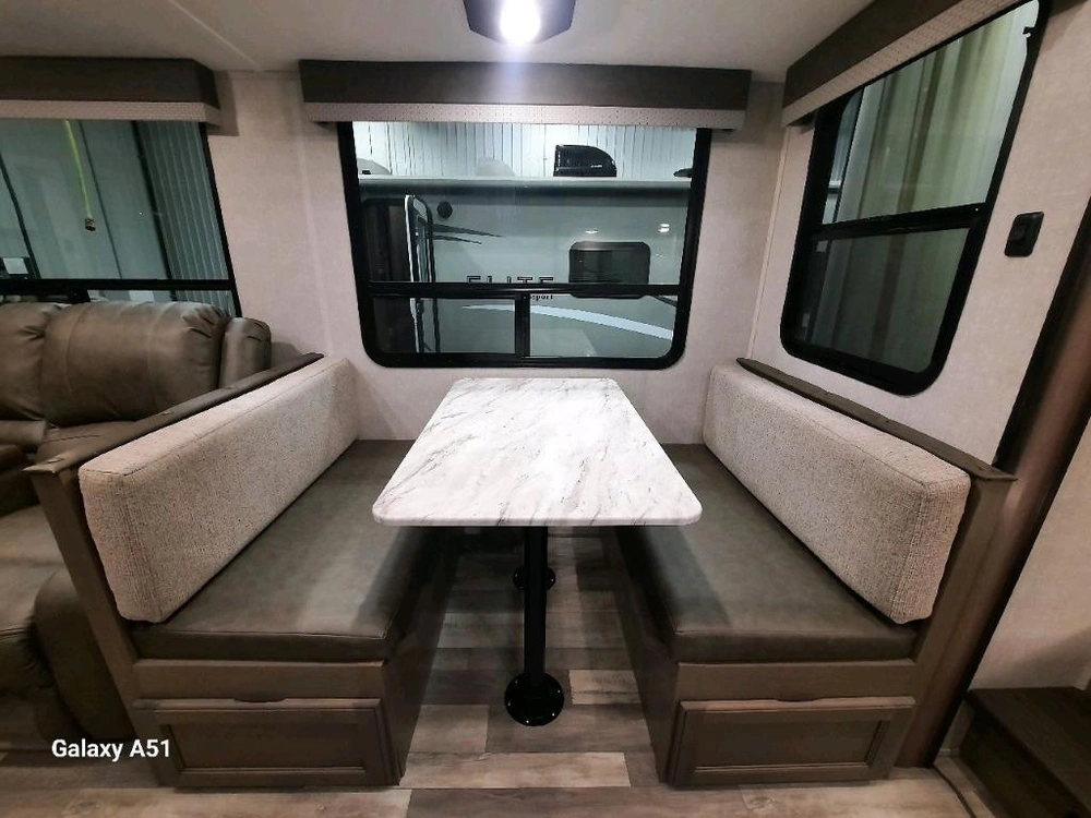 Coachmen Chaparal 25re 2023 alt