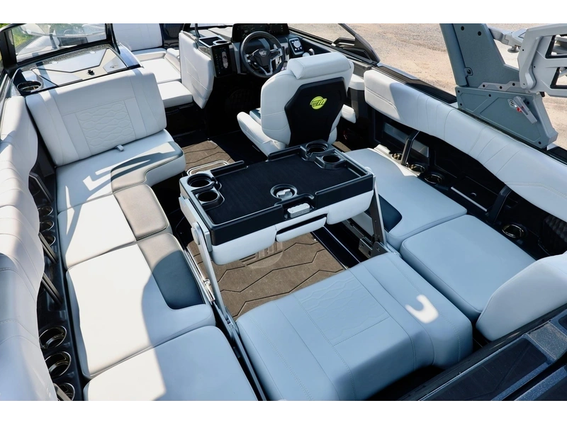 2025 Malibu 22 Mxz alt