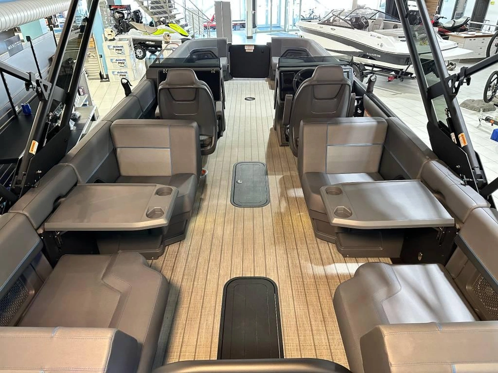 Manitou 26 Explore Navigator Max 2024 alt