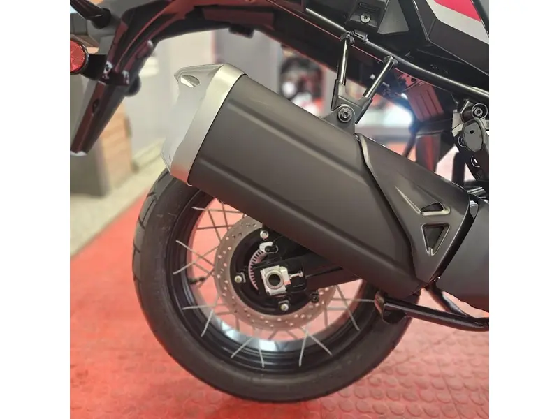 2026 Suzuki V-STROM 1050DE thumbnail 13