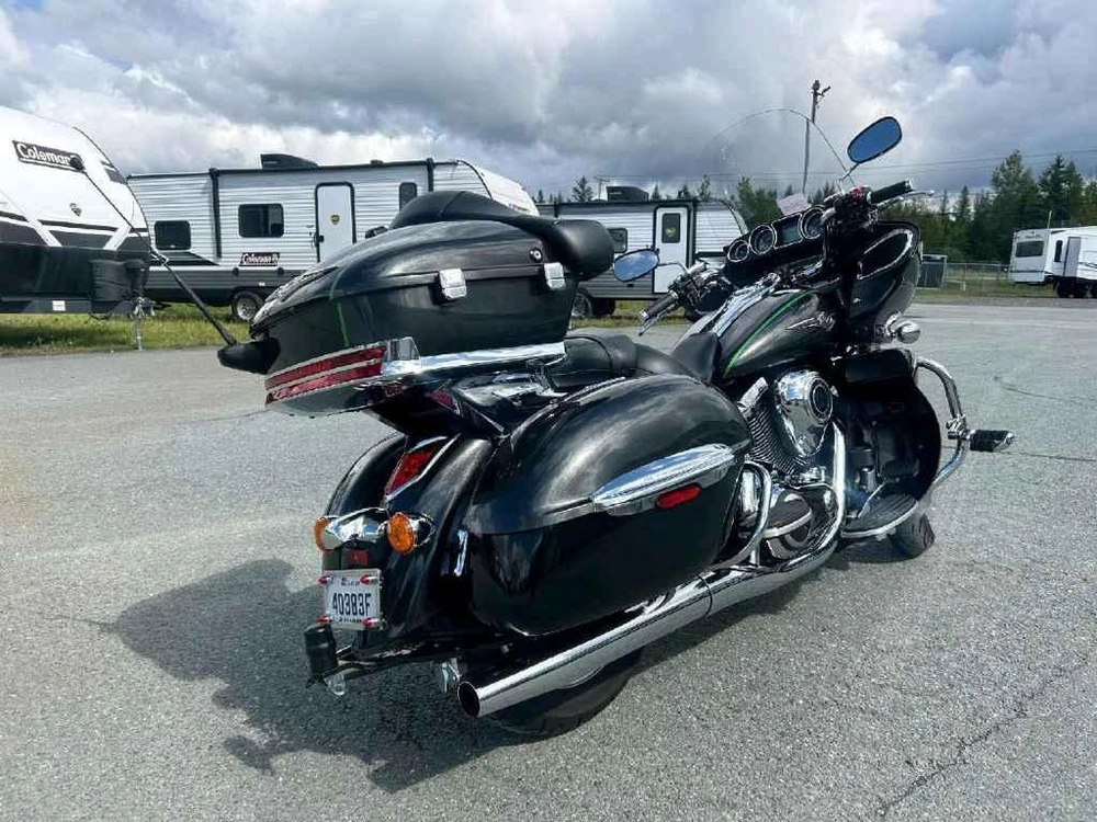 Kawasaki Vulcan Voyageur 1700 2015 alt