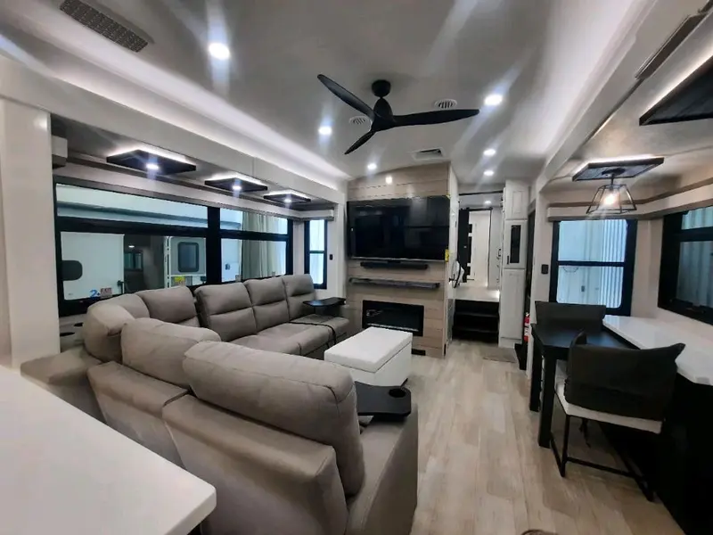 2026 Jayco Pinnacle 38FBRK thumbnail 16