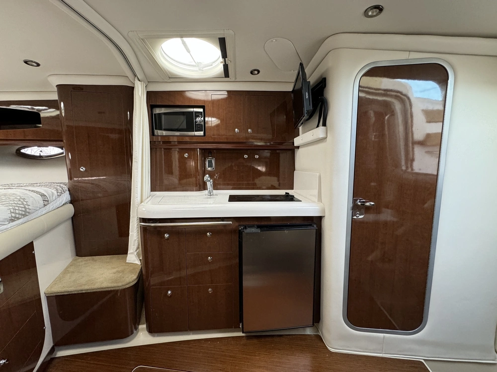 Four Winns 335 2014 alt