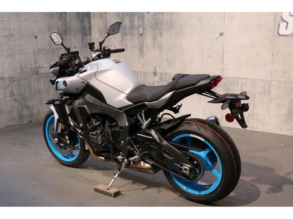 2026 Yamaha Mt-10 alt