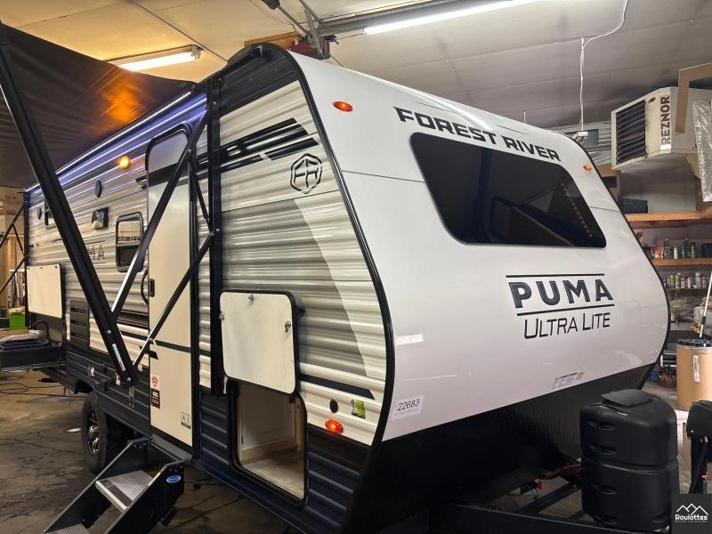 Palomino Ultra Lite 18bhx 8 Wide 2025 alt