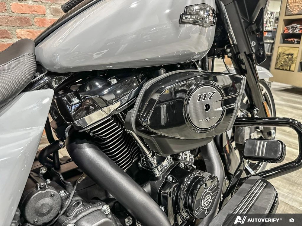 2026 Harley-davidson Street Glide alt